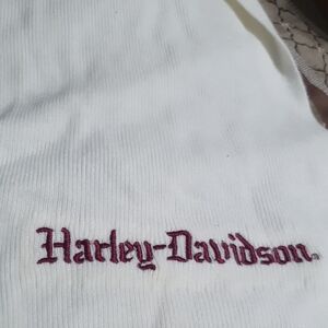 Harley-Davidson Cream Pullover with Maroon Logo